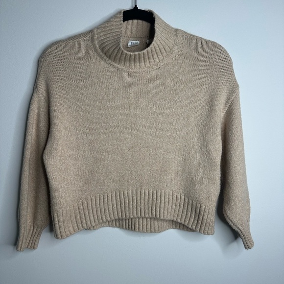 Girls Cream Sweater - Picture 4 of 4